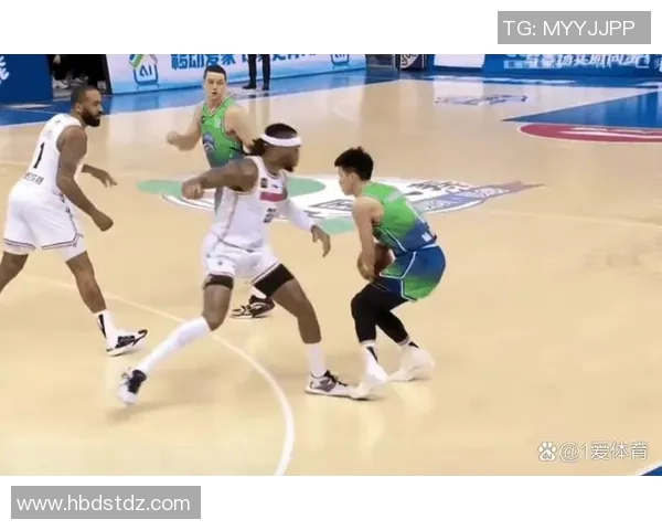 广州乒乓球队配合变革引发热议探讨新战术与团队协作的重要性